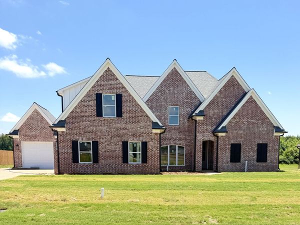 4365 Edison Drive, Nesbit, MS 38651