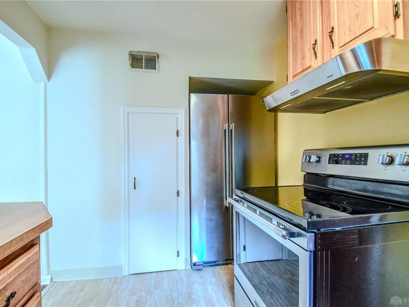 917 Devonshire Road, Dayton, OH 45419 Photo 13