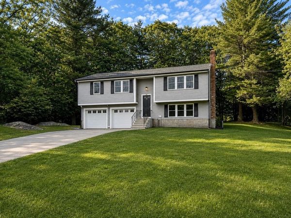 23 Ledgewood Drive, Canton, MA 02021