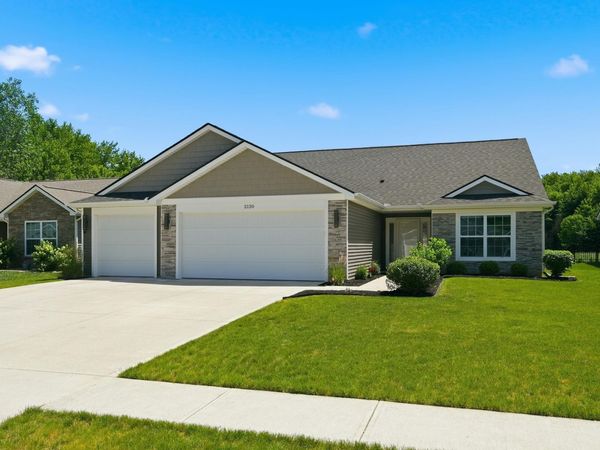 2130 Caesar Trail, Fort Wayne, IN 46818