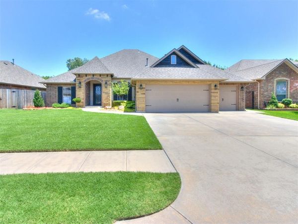 12500 Heathfield Lane, Oklahoma City, OK 73173