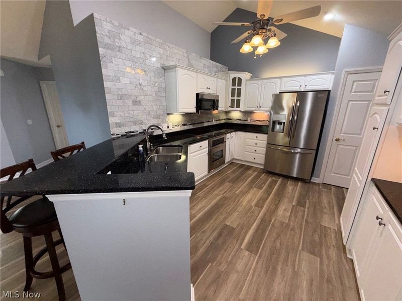 1203 River Glen Drive NE, Warren, OH 44484 Photo 14