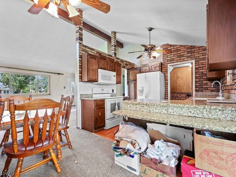 6115 Fry Road, Brook Park, OH 44142 Photo 12