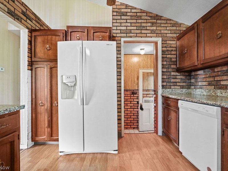 6115 Fry Road, Brook Park, OH 44142 Photo 13