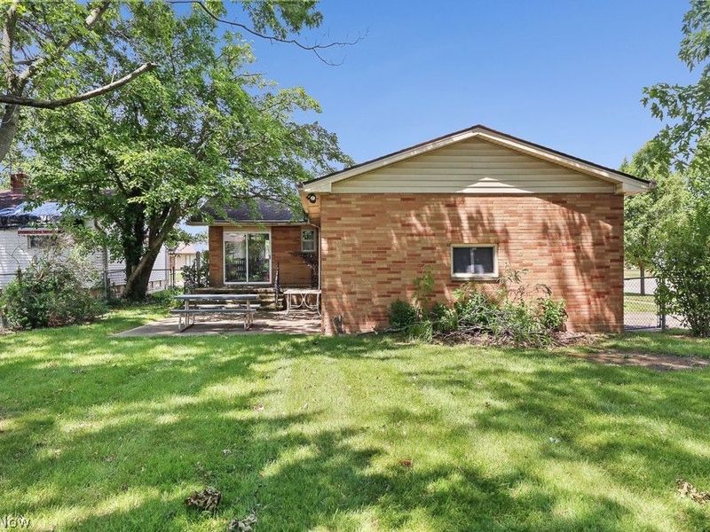 6115 Fry Road, Brook Park, OH 44142 Photo 42
