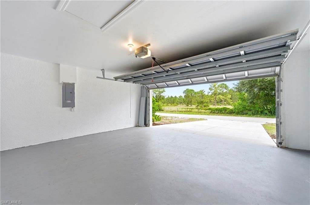 2406 E 23rd St, Alva, FL 33920 Photo