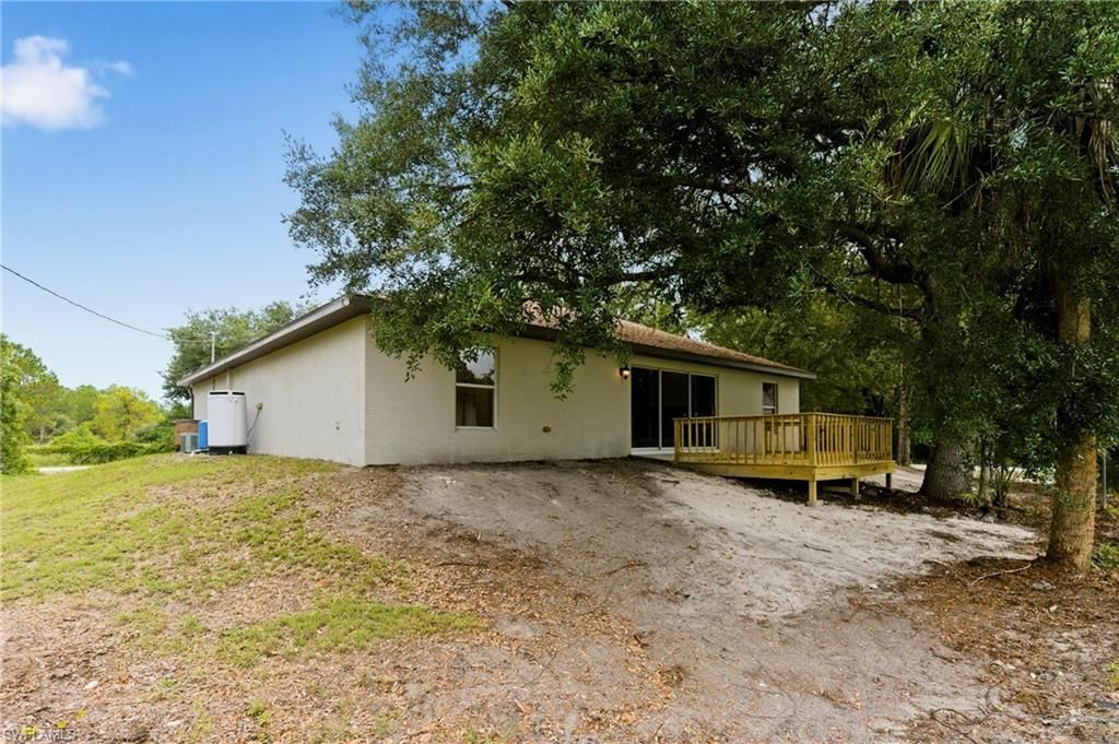 2406 E 23rd St, Alva, FL 33920 Photo