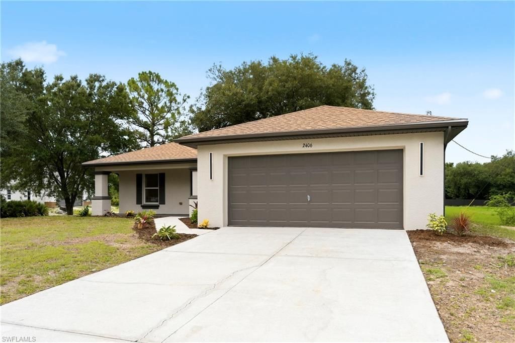 2406 E 23rd St, Alva, FL 33920 Photo