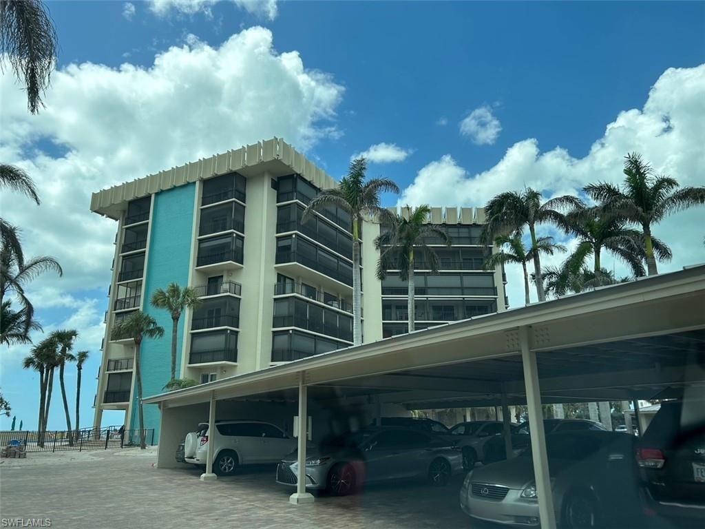3399 Gulf Shore Blvd N, Unit 109, Naples, FL 34103 Photo
