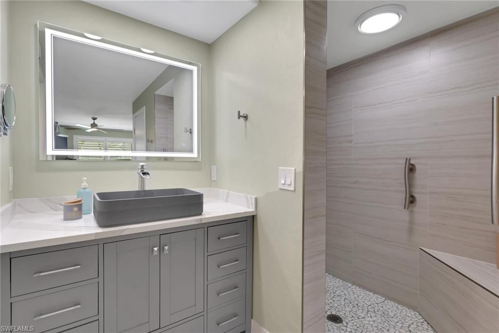 912 SW 48th Ter, Unit 107, Cape Coral, FL 33914 Photo