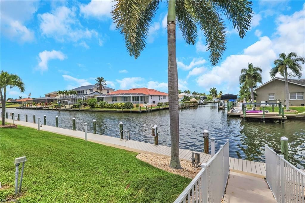 912 SW 48th Ter, Unit 107, Cape Coral, FL 33914 Photo