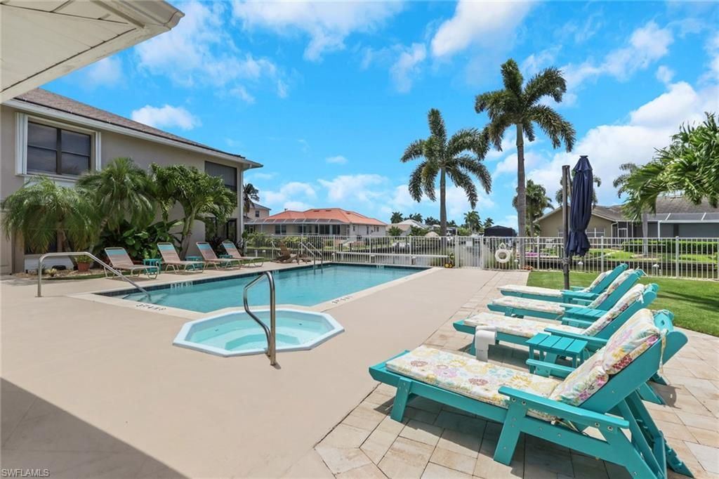 912 SW 48th Ter, Unit 107, Cape Coral, FL 33914 Photo