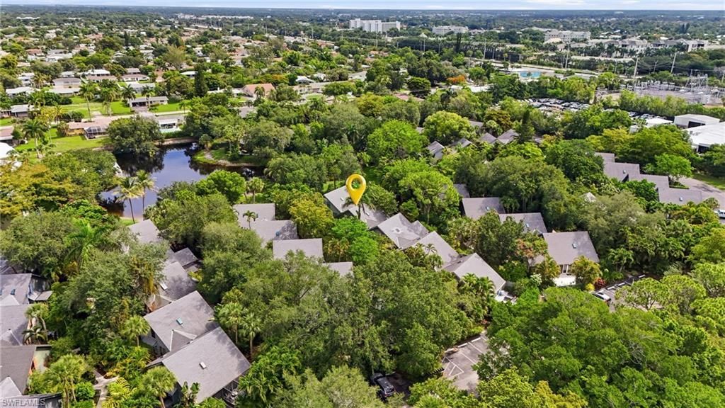1281 Solana Rd , Naples, FL 34103 Photo