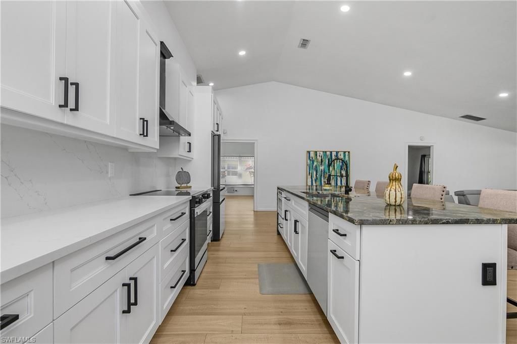 401 Countryside Dr, Naples, FL 34104 Photo