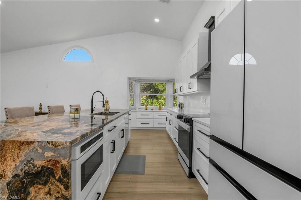 401 Countryside Dr, Naples, FL 34104 Photo