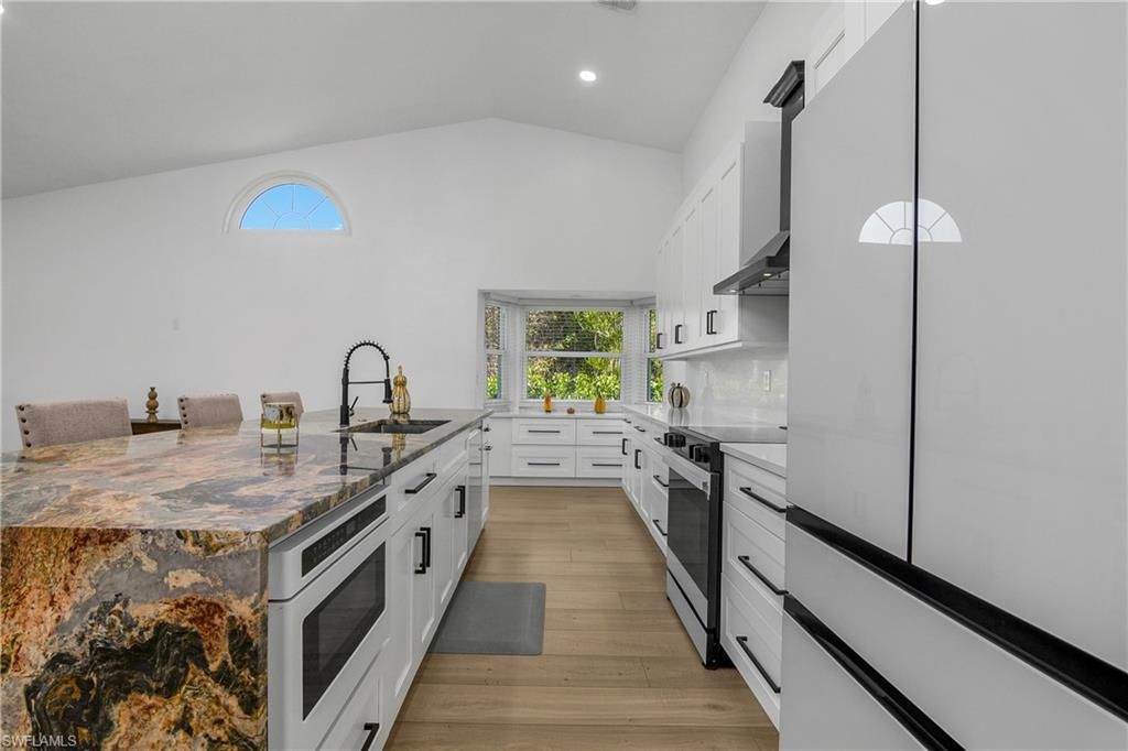 401 Countryside Dr, Naples, FL 34104 Photo