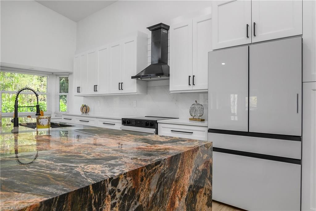 401 Countryside Dr, Naples, FL 34104 Photo