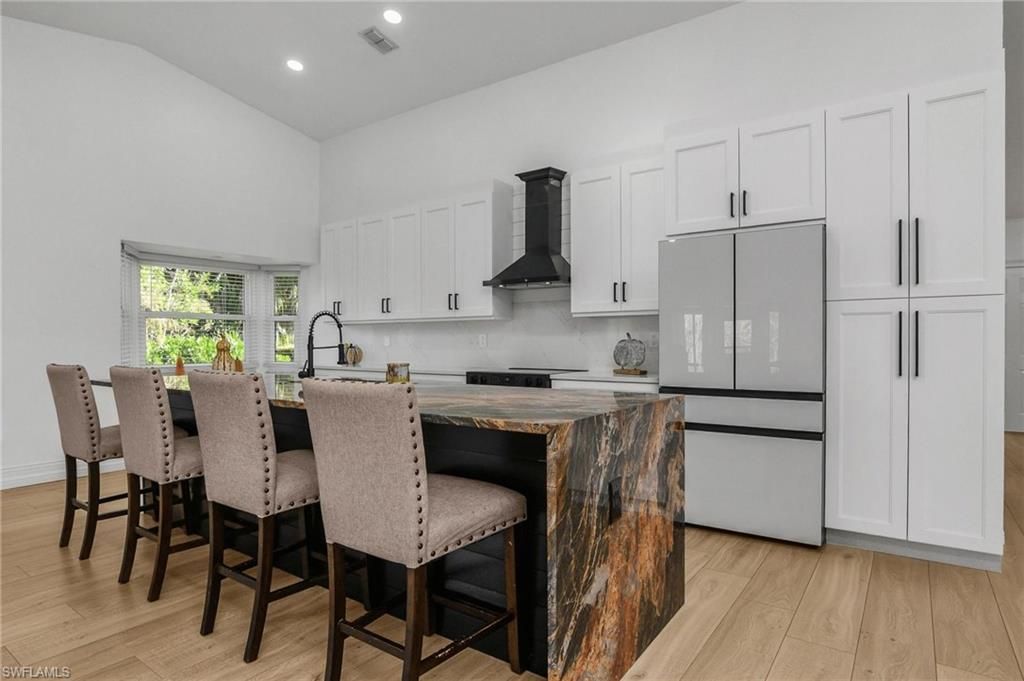 401 Countryside Dr, Naples, FL 34104 Photo