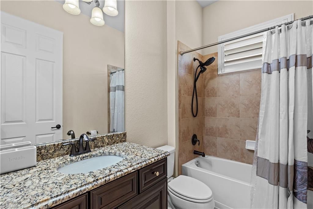 9352 Vercelli Ct, Naples, FL 34113 Photo