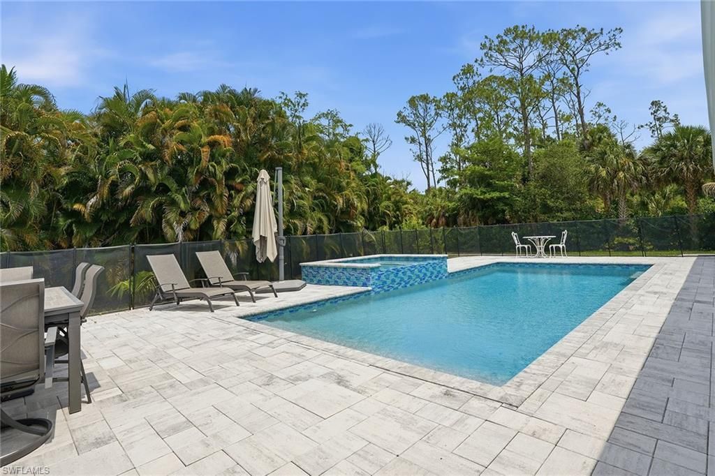 721 Logan Blvd S, Naples, FL 34119 Photo
