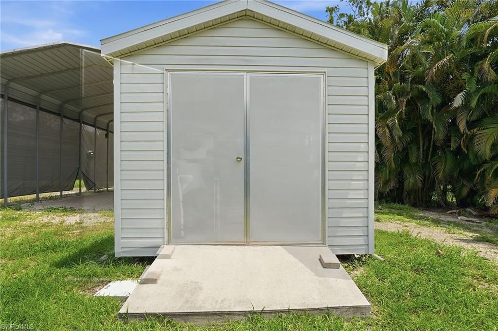 721 Logan Blvd S, Naples, FL 34119 Photo
