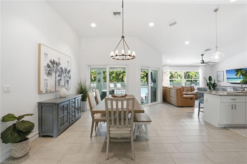 721 Logan Blvd S, Naples, FL 34119 Photo