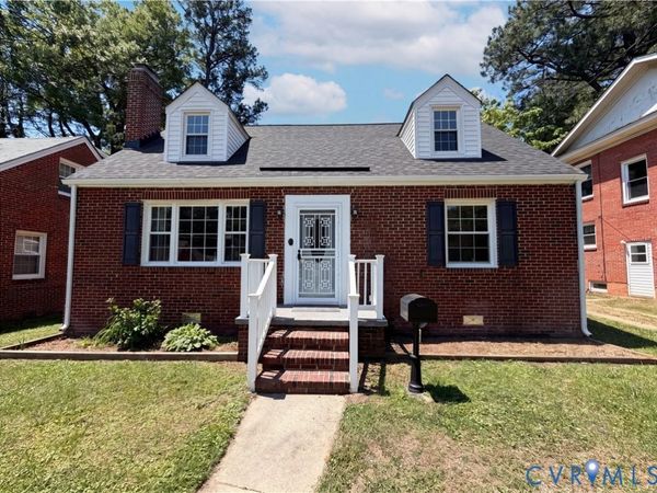 1826 East Boulevard , Petersburg, VA 23805