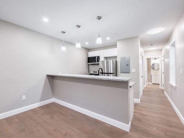 25 Buckley St, Unit 1L, Quincy, MA 02169