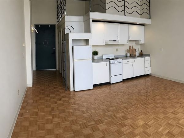 61 Brookline Avenue, Unit 319, Boston, MA 02215