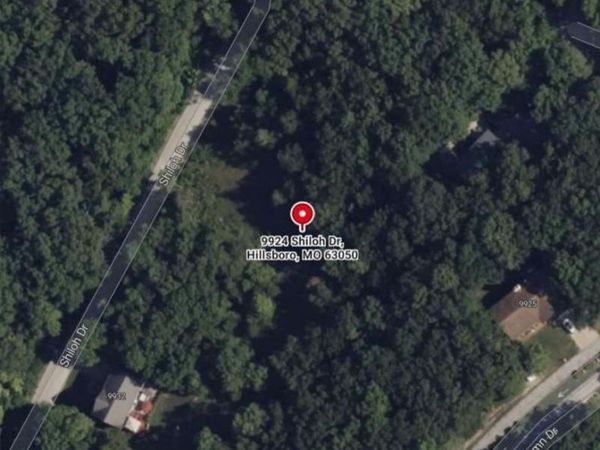 9924 Shiloh Drive , Hillsboro, MO 63050