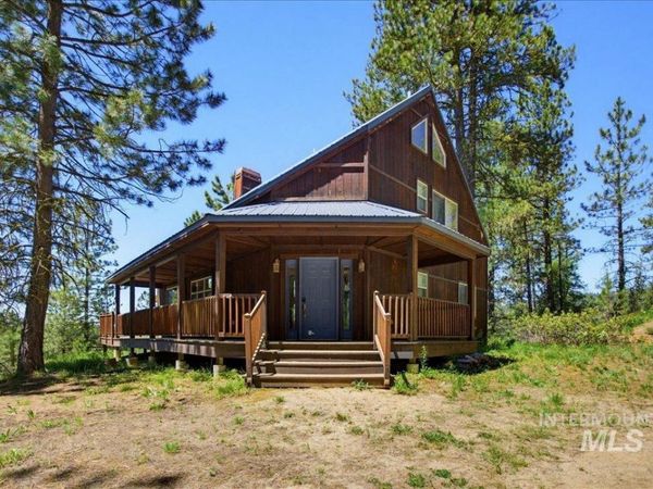 51 Ranch Cir, Cascade, ID 83611