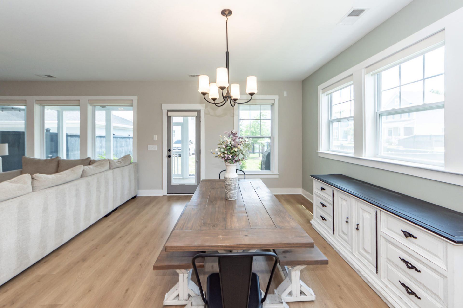 306 Parish Farms Drive Photo 17