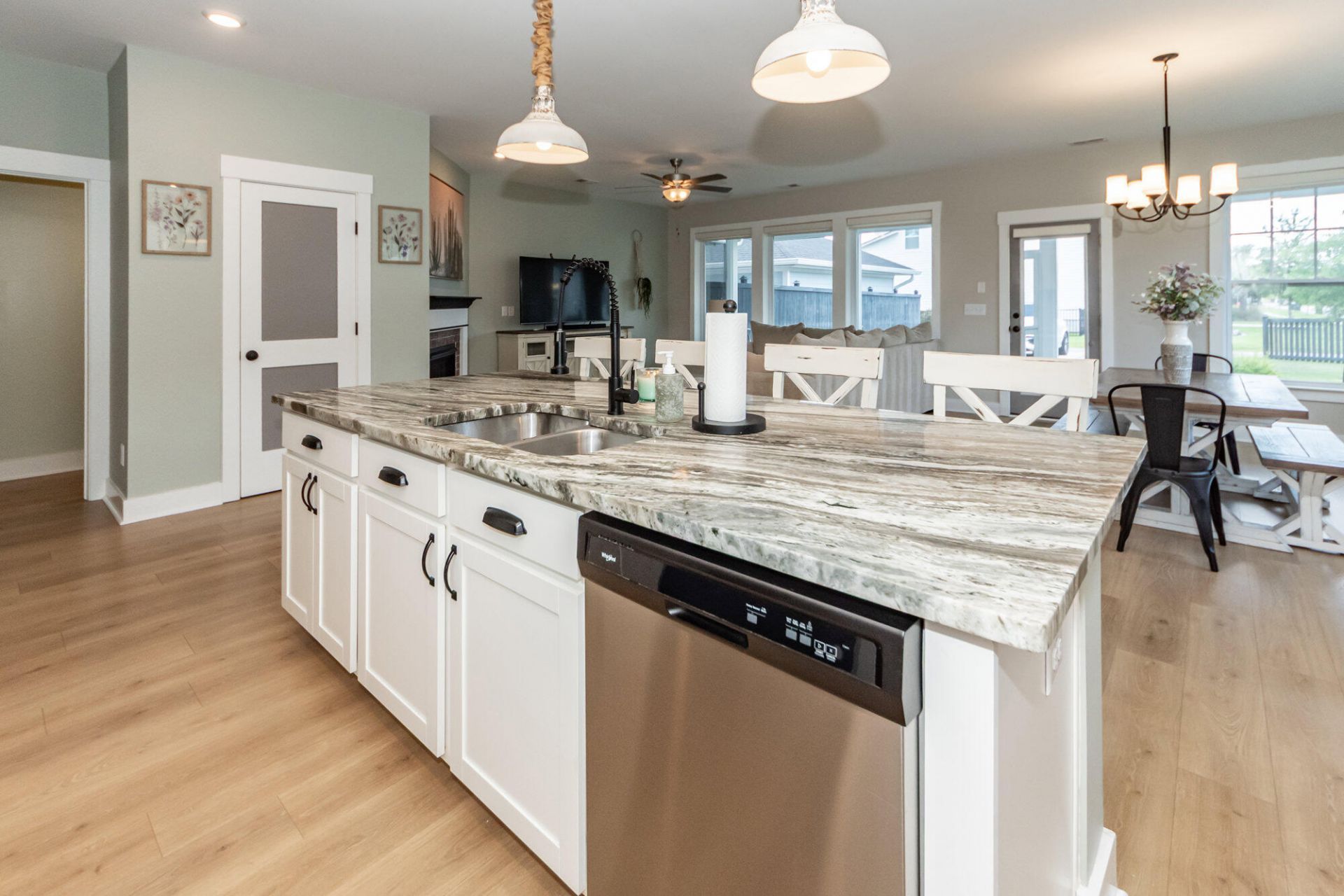 306 Parish Farms Drive Photo 22