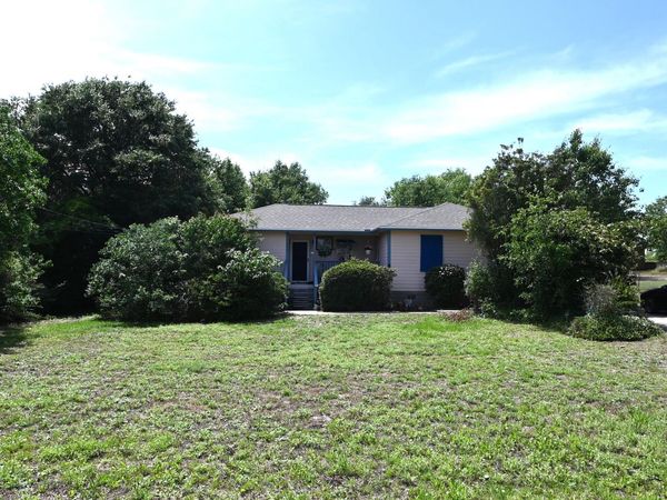 2573 Avenida De Sol , Navarre, FL 32566