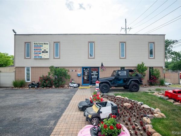 20785 Orchard Lake Road , Farmington Hills, MI 48336