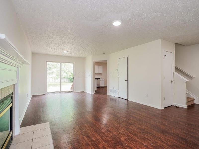 7180 Sweet Meadow Drive , Canal Winchester, OH 43110 Photo 4