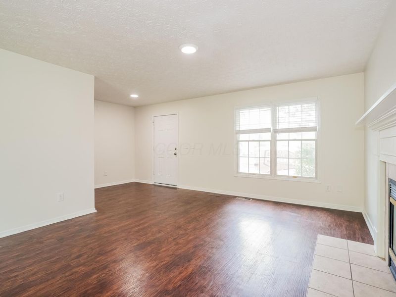 7180 Sweet Meadow Drive , Canal Winchester, OH 43110 Photo 5