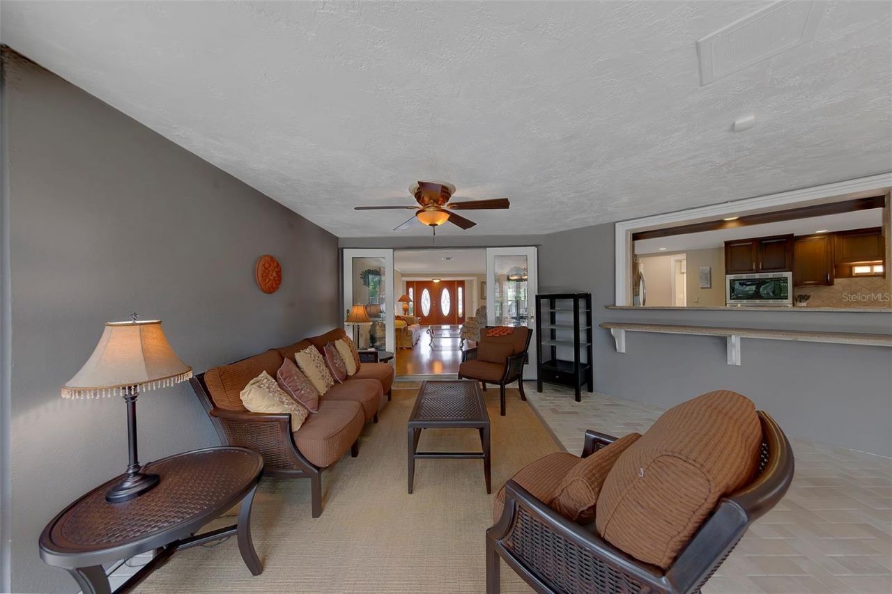 2943 Whisper Lane N, Clearwater, FL 33762 Photo