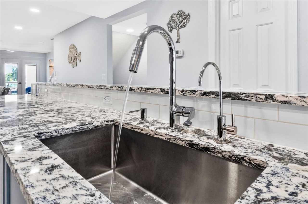 150 Marina Bay Drive, New Smyrna Beach, FL 32169 Photo