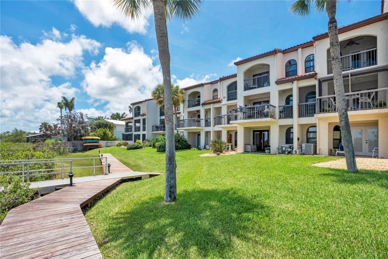 150 Marina Bay Drive, New Smyrna Beach, FL 32169 Photo