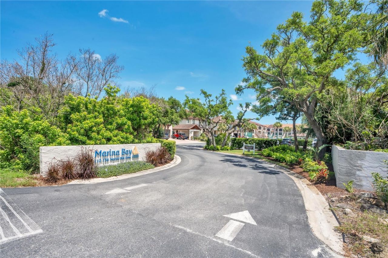 150 Marina Bay Drive, New Smyrna Beach, FL 32169 Photo