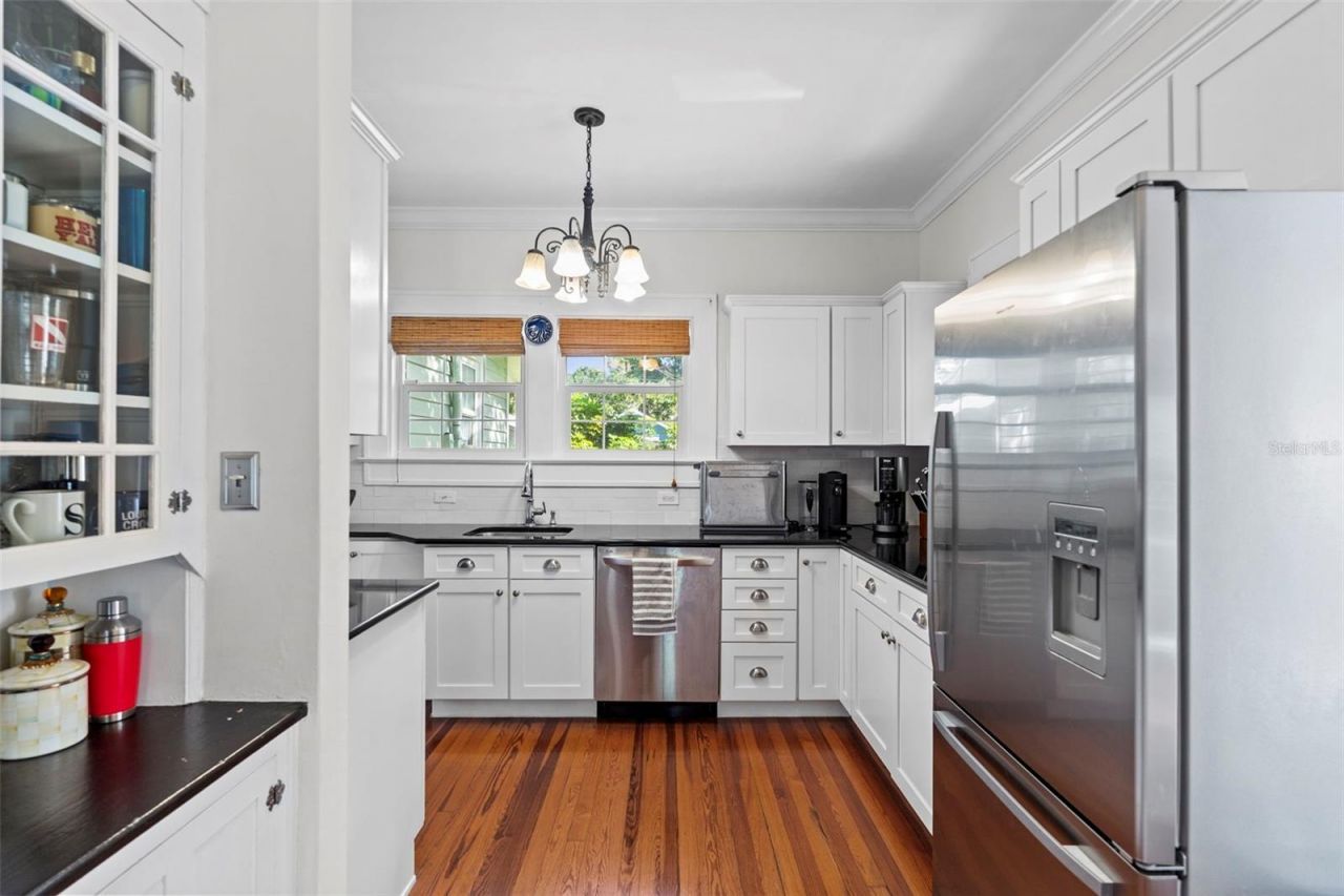 205 12th Avenue N, Saint Petersburg, FL 33701 Photo