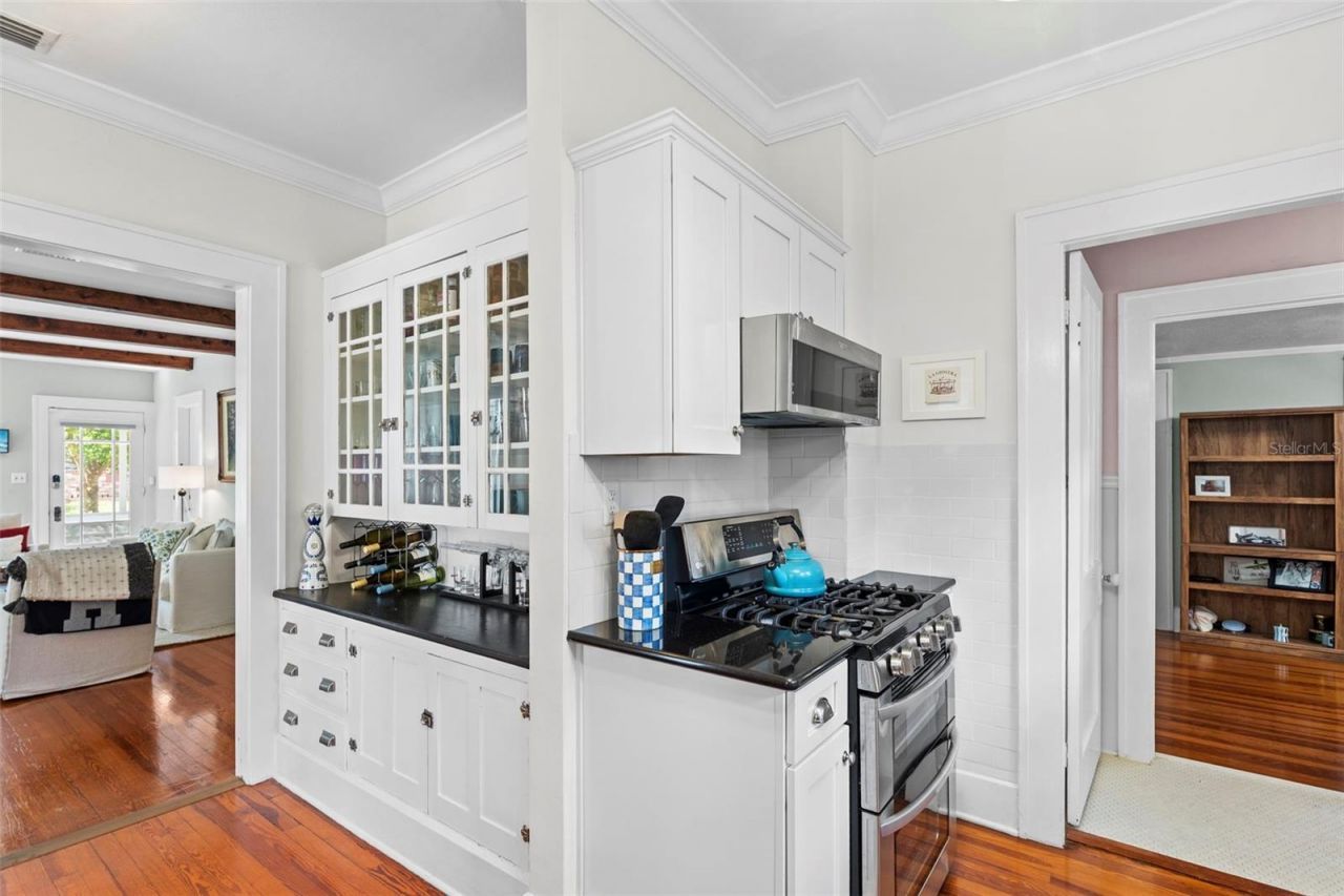 205 12th Avenue N, Saint Petersburg, FL 33701 Photo