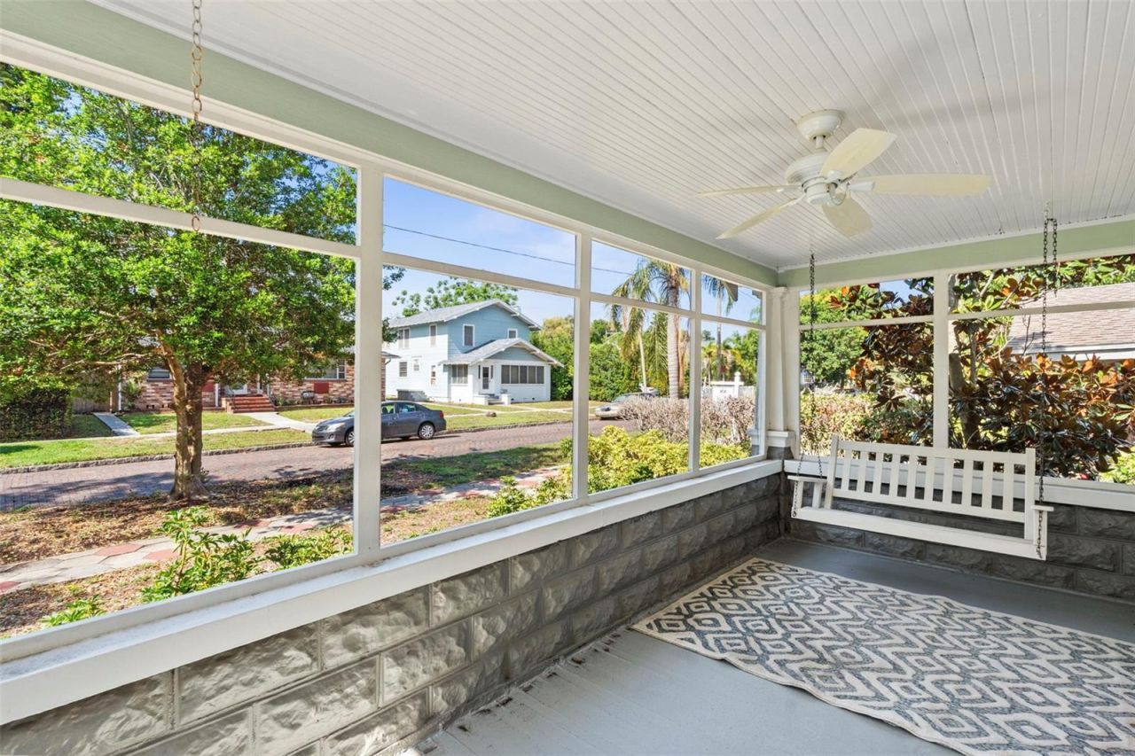 205 12th Avenue N, Saint Petersburg, FL 33701 Photo