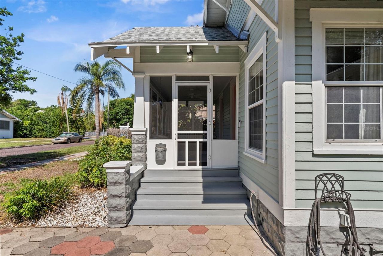 205 12th Avenue N, Saint Petersburg, FL 33701 Photo