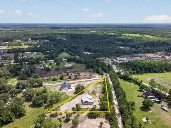 31 FAVORETTA ROAD , BUNNELL, FL 32110