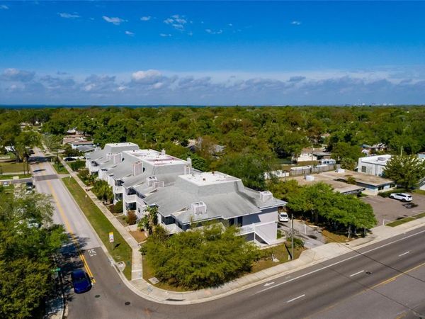 4405 W FAIR OAKS AVENUE , Unit 21, TAMPA, FL 33611