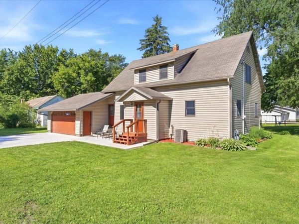 221 Sprague Avenue N, Prairie Farm, WI 54762