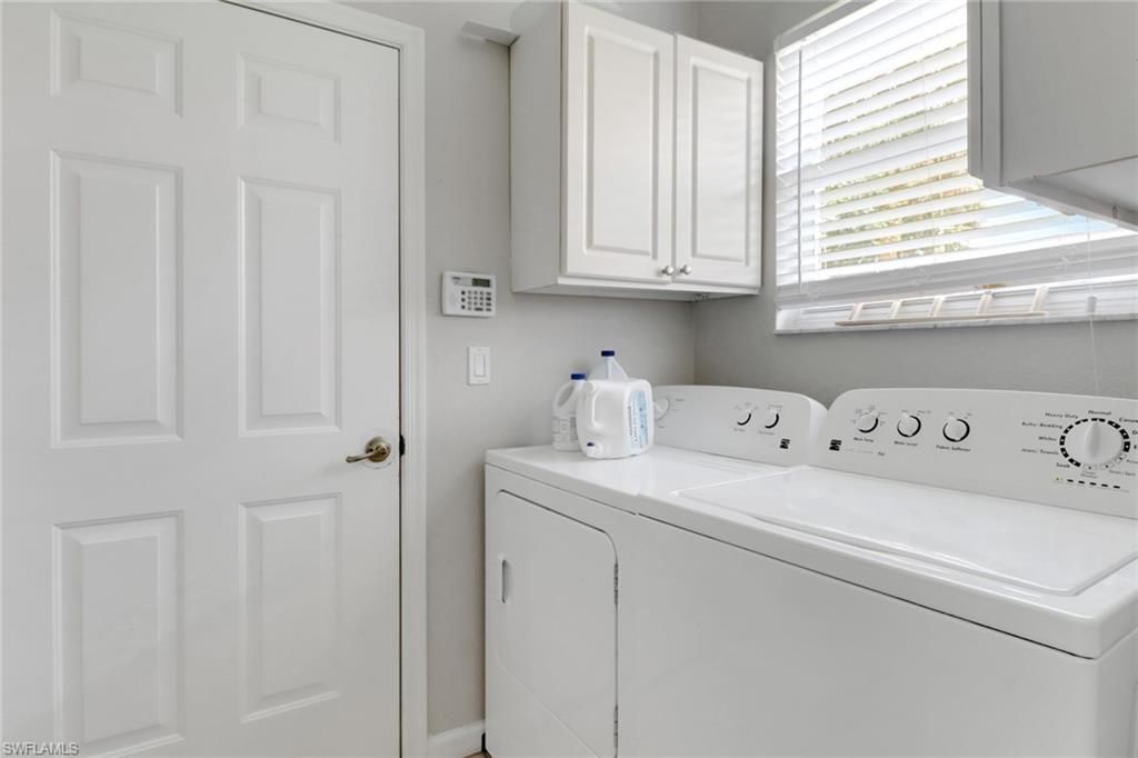 6773 Southern Oak Ct, Naples, FL 34109 Photo