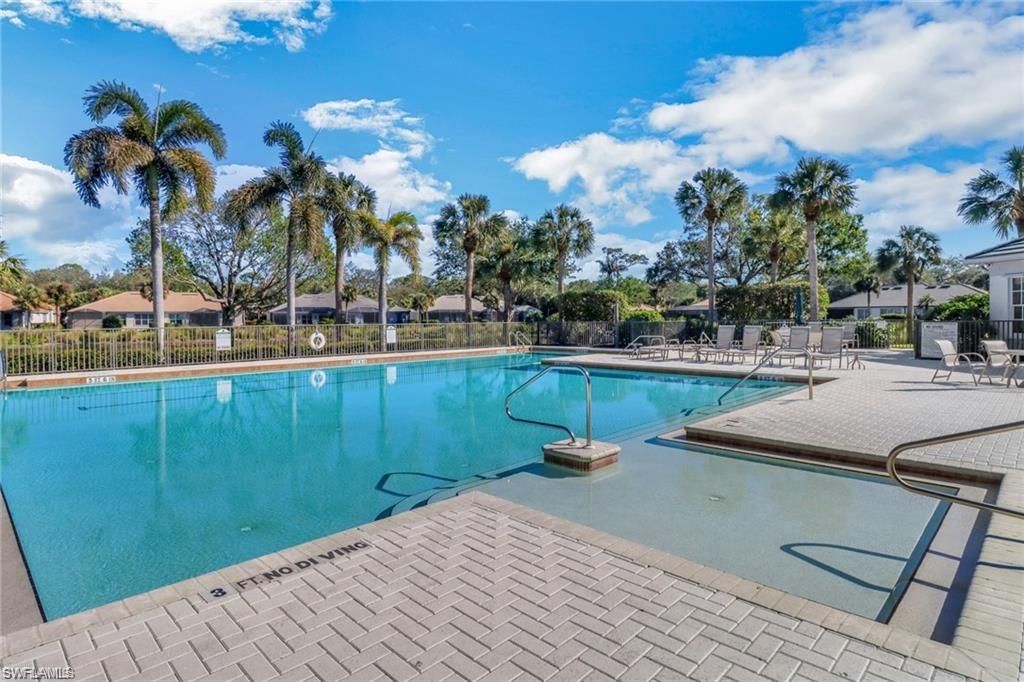 6773 Southern Oak Ct, Naples, FL 34109 Photo
